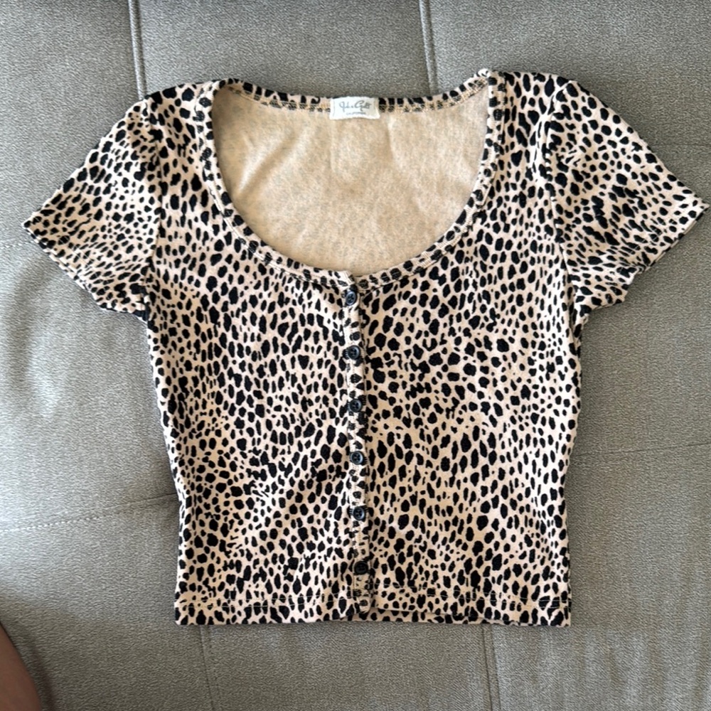 Brandy Melville Black and Brown Cropped Blouse